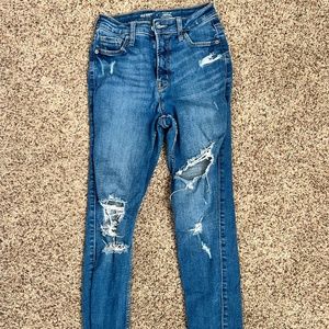 Old Navy Extra High Rise Rockstar Super Skinny